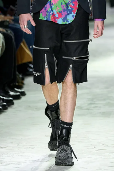 Look 46